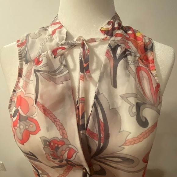 H&M Ladies Button Down Top Size 6 - Picture 2 of 6